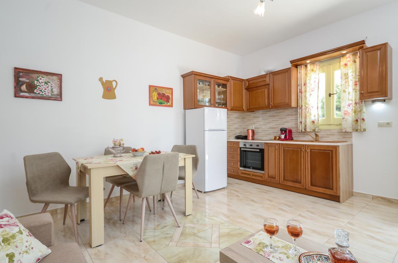 Апартаменты Kapris House Агиос-Прокопиос Экстерьер фото
